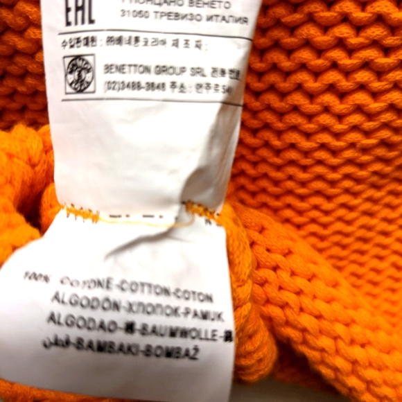 Cotton sweaters From Italian brand Benetton - Picture 7 of 8